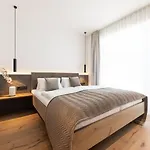 Max Mountain Aparthotel