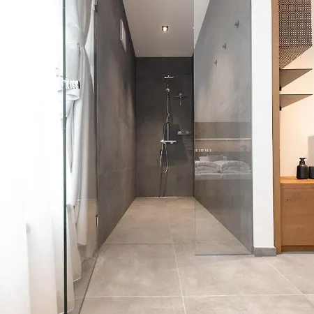 Max Mountain Ξενοδοχείο με διαμερίσματα 4*