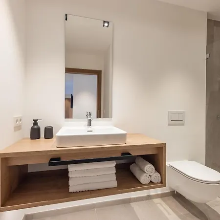 Ξενοδοχείο με διαμερίσματα Max Mountain